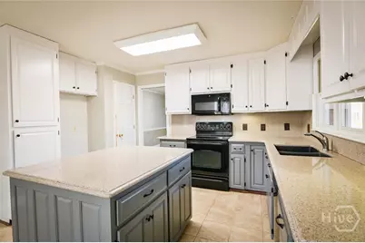 1010 Charles Court, Statham, GA 30666 - Photo 18