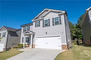 271 Canyon Ferry Wy, Hoschton, GA 30548 - Photo 2