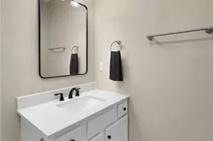 67 Cotton St, Commerce, GA 30529 - Photo 16
