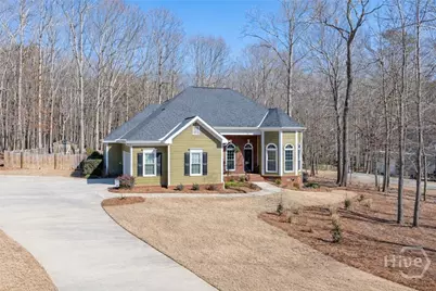 1201 Dove Creek Circle, Winder, GA 30680 - Photo 8