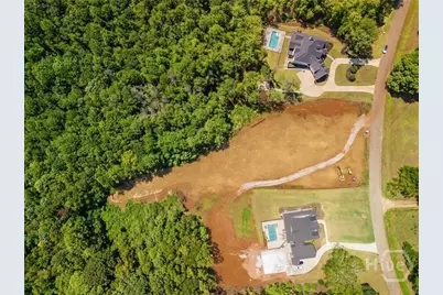 642 Canter Way, Jefferson, GA 30549 - Photo 2