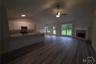 227 Dove Fld Dr, Winder, GA 30680 - Photo 4