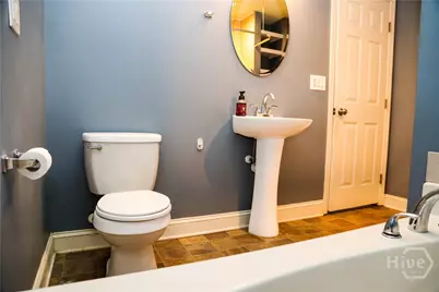 1398 W Hancock Avenue W, Athens, GA 30606 - Photo 16