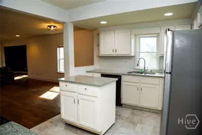 1398 W Hancock Avenue W, Athens, GA 30606 - Photo 10