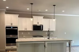 348 Pinewood Dr, Covington, GA 30014 - Photo 2