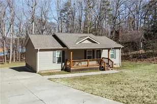 58 Teepee Ln, Lavonia, GA 30553 - Photo 2