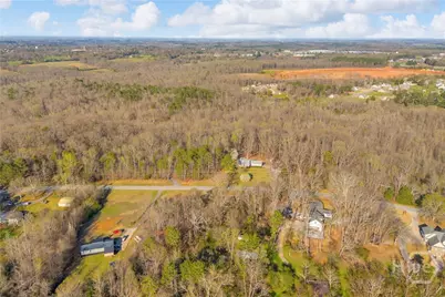 1019 White Hill School Road, Commerce, GA 30529 - Photo 4