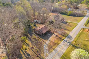 1019 White Hill School Rd, Commerce, GA 30529 - Photo 18