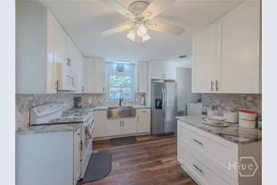 324 E Broad Street, Winder, GA 30680 - Photo 10