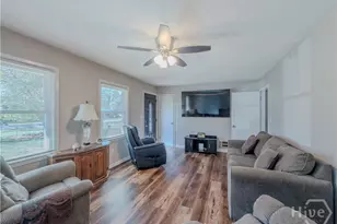 324 E Broad St, Winder, GA 30680 - Photo 8