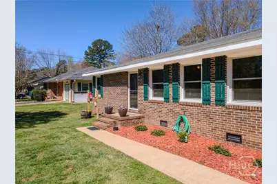 324 E Broad Street, Winder, GA 30680 - Photo 6