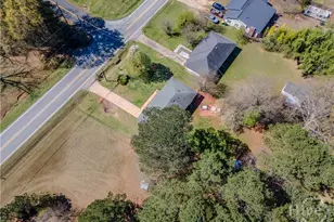 324 E Broad St, Winder, GA 30680 - Photo 30