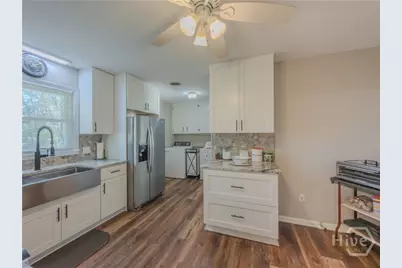 324 E Broad Street, Winder, GA 30680 - Photo 12