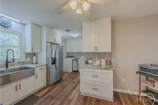 324 E Broad St, Winder, GA 30680 - Photo 12