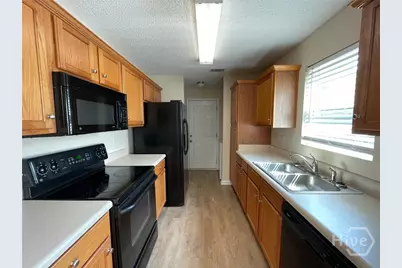 124 Bridgewater Circle, Athens, GA 30601 - Photo 2