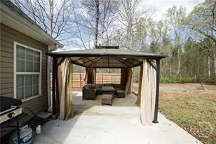 560 Windsong Lake Dr, Commerce, GA 30529 - Photo 38