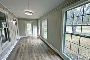 1104 Farm Rd, Colbert, GA 30628 - Photo 4