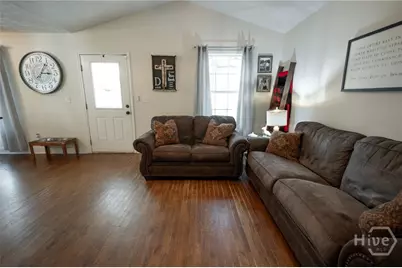 223 N 5th Avenue, Winder, GA 30680 - Photo 6