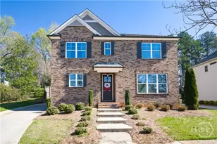 357 Edgewater Dr, Athens, GA 30605 - Photo 2