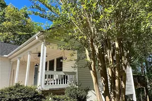 202 Concord Dr, Watkinsville, GA 30677 - Photo 2