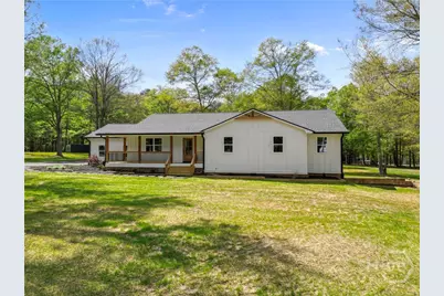 401 Coleman, Statham, GA 30666 - Photo 4