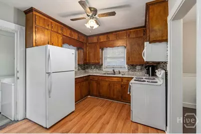 362 Sims Street, Maysville, GA 30558 - Photo 6