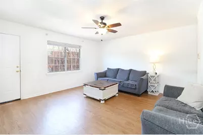 2165 S Milledge Avenue #E7, Athens, GA 30605 - Photo 4