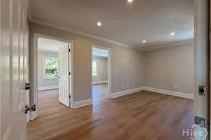 1165 Cedar Shoals Dr, Athens, GA 30605 - Photo 4