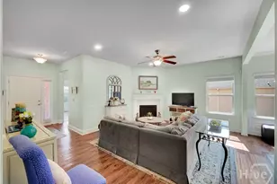 155 Carrington Dr, Commerce, GA 30529 - Photo 6