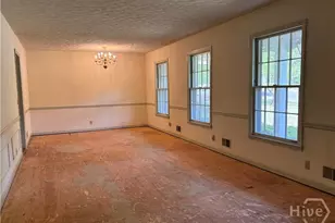 180 Highland Dr, Athens, GA 30606 - Photo 2