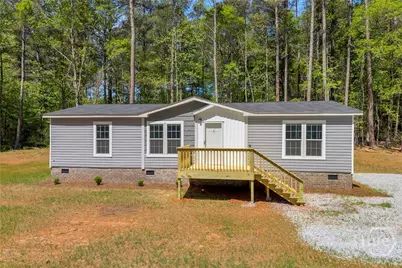 138 Shiloh Church Road, Dewy Rose, GA 30634 - Photo 1