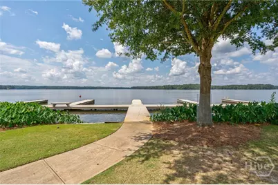 1011 Lake Pointe S, Greensboro, GA 30642 - Photo 4