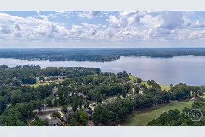 1011 Lake Pointe S, Greensboro, GA 30642 - Photo 8