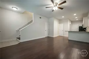 1131 Binghampton Cir, Bogart, GA 30622 - Photo 4