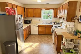 1824 Cedar Shoals Dr, Athens, GA 30605 - Photo 4