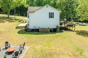 1317 Cemetery Rd, Bishop, GA 30621 - Photo 4