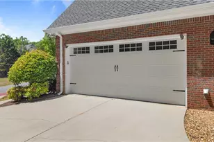 1031 Founders Lake Dr, Athens, GA 30606 - Photo 8