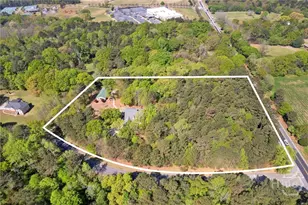 180 Timber Creek Dr, Athens, GA 30605 - Photo 2