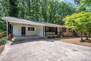 1051 Crooked Creek Rd, Watkinsville, GA - Photo 2