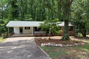 1051 Crooked Creek Rd, Watkinsville, GA - Photo 2