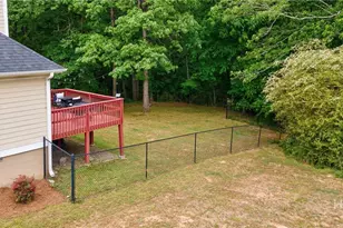 318 E Creek Bend E, Athens, GA 30605 - Photo 6