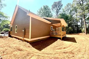 364 Live Oak Ln, Comer, GA 30629 - Photo 10