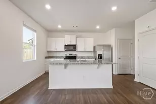 54 Rapps Ave, Pendergrass, GA 30567 - Photo 6