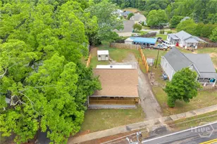 337 State St, Commerce, GA 30529 - Photo 8