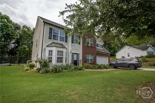 421 Regan Dr, Winder, GA 30680 - Photo 2