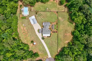 1310 Beechnut Ln, Watkinsville, GA 30677 - Photo 2