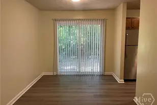 212 Rustwood Dr, Athens, GA 30606 - Photo 2