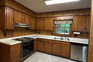 375 Segrest Cir, Athens, GA 30605 - Photo 10