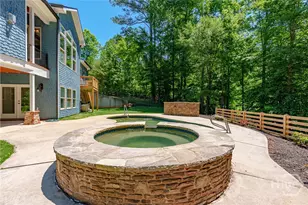 155 Creek Plantation, Athens, GA 30606 - Photo 8