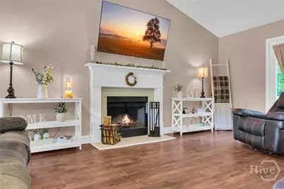335 Elizabeth Court, Colbert, GA 30628 - Photo 6